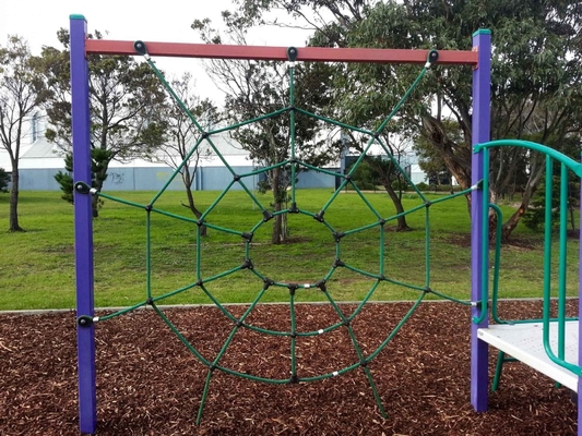 Kombinasi Climbing Rope Net Aluminium T Connector Untuk Taman Bermain