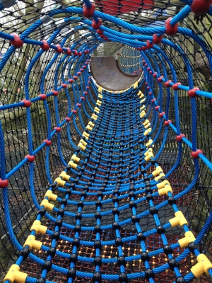 Playground Kids Outdoor Rope Netting Tunnel Dengan Ukuran Khusus