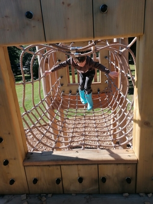 Playground Kids Outdoor Rope Netting Tunnel Dengan Ukuran Khusus